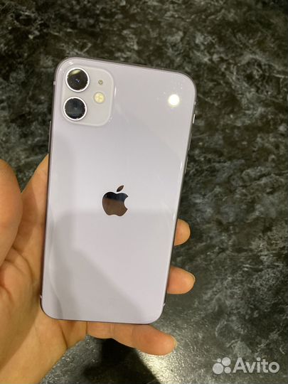 iPhone 11, 64 ГБ