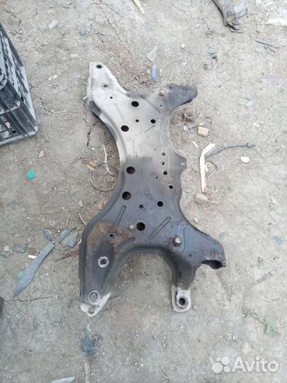 Подрамник solano 1 балка передняя