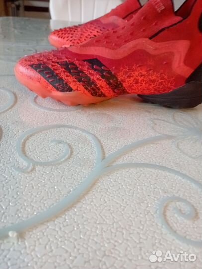Сороконожки бутцы предатор оригинал адидас