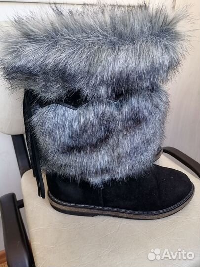 Продам унты