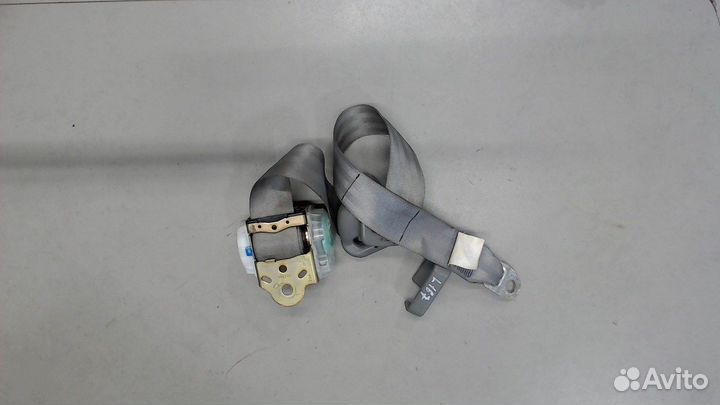 Ремень безопасности Toyota Sienna 2, 2006