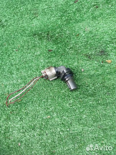 Датчик положения распредвала Suzuki Swift