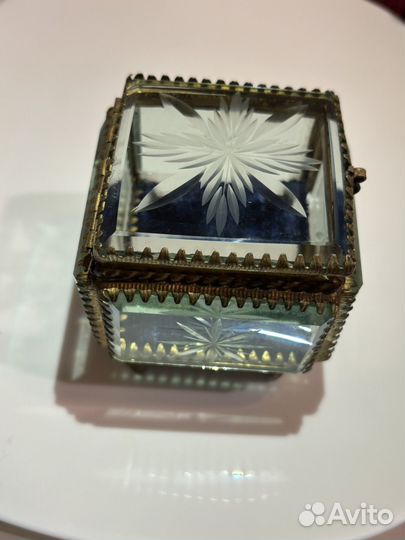 Шкатулка старинная в ремонт