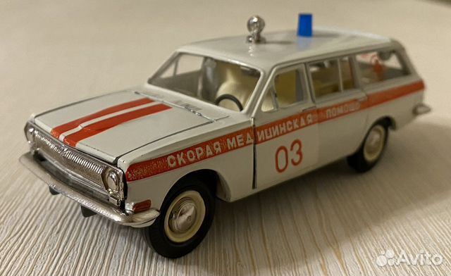 Модель волга газ 2402 скорая помощь (1:43)