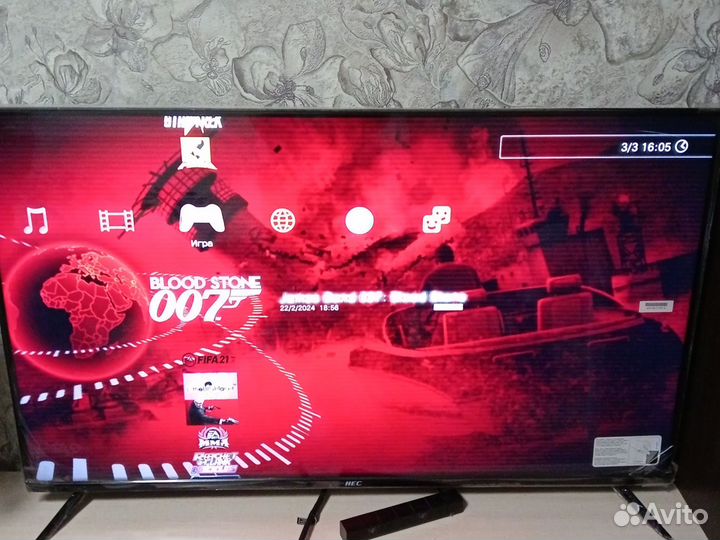 Sony PS3 super slim(320гб) +30игр и 1геймпад