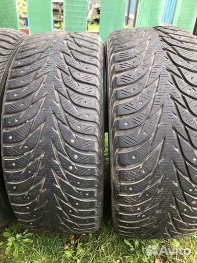 Yokohama Ice Guard Stud IG55 215/50 R17 95T