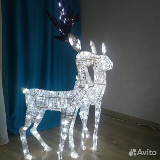 Новогодний олень (световая фигура)