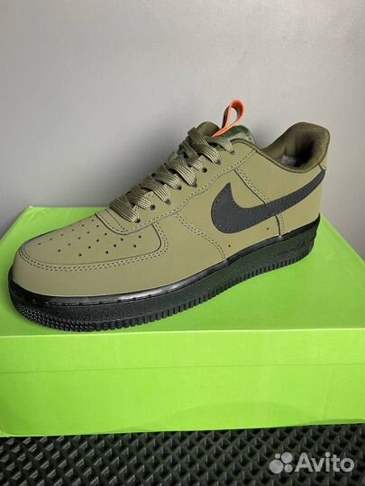 Кроссовки Nike Air Force зимние