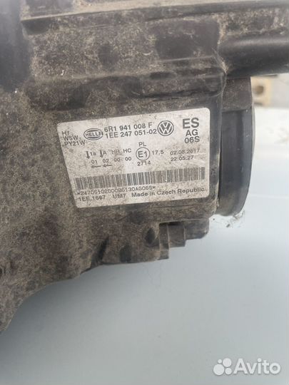 Оригинальная правая фара volkswagen polo