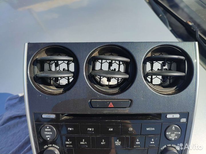 Мазда 6 центральная консоль магнитола