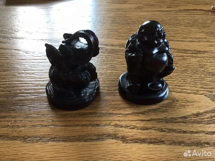 Нэцке, денежный Будда Хотей и статуэтка слона