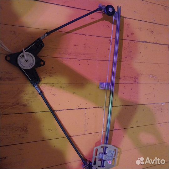 Стеклоподъемник передний левый chevrolet niva