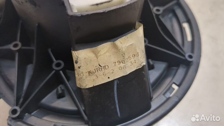 Двигатель отопителя Jeep Liberty