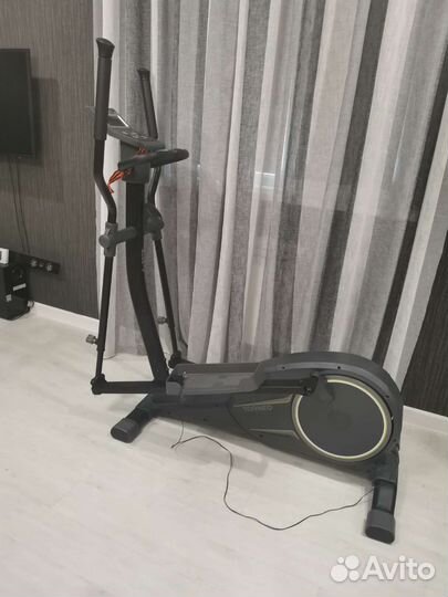 Эллиптический тренажер
