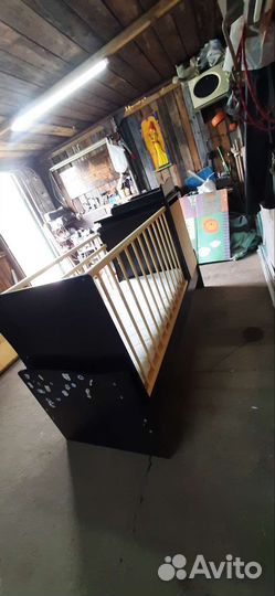 Детская кроватка