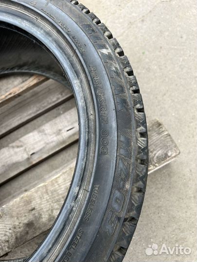 Bridgestone Blizzak MZ-03 225/45 R17