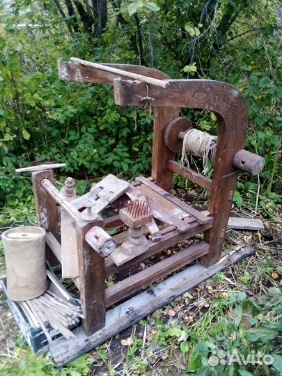 Старинный ткацкий станок