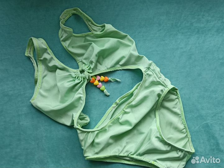 Купальники слитный и раздельный на 128-134 см