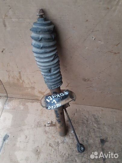 Амортизатор передний левый Форд Фокус 1
