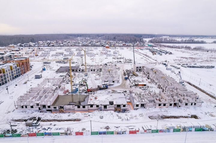 2-к. квартира, 77,8 м², 2/4 эт.