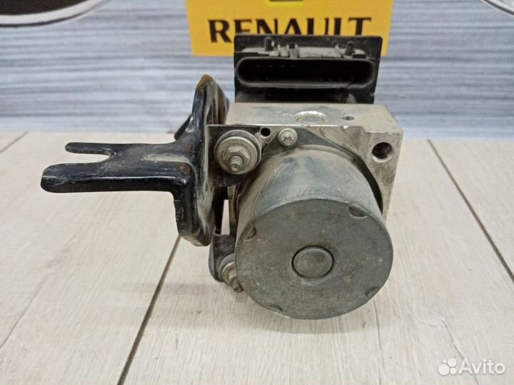 Блок abs абс Nissan tiida