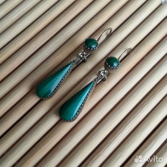 Серьги с малахитом