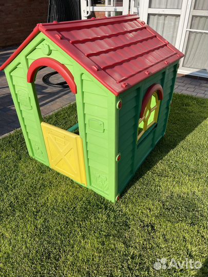 Продается детский пластиковый домик