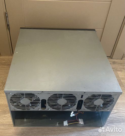 Закрытый корпус для майнинг фермы/Отличное сост