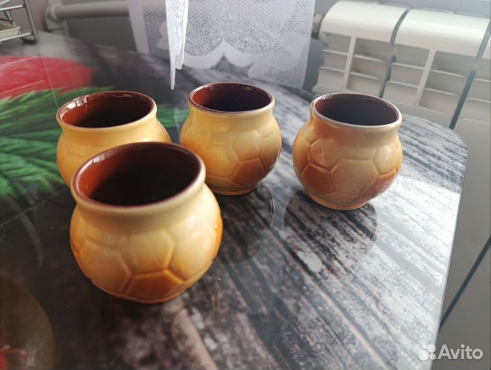 Стопки в виде футбольного мяча