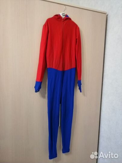 Конькобежный костюм на рост 140-150 см