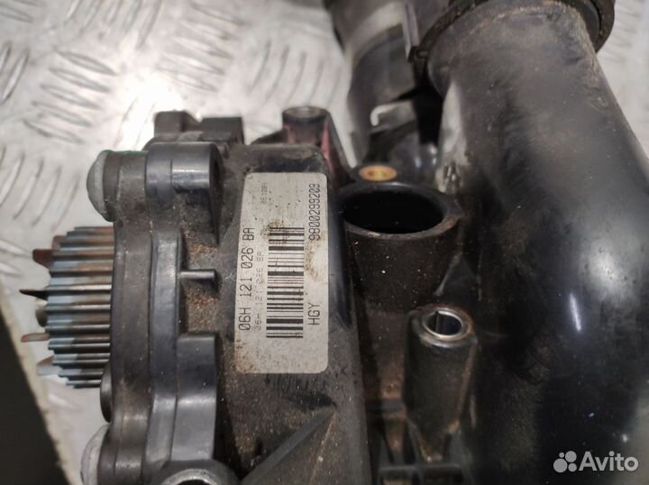 Насос водяной (помпа) Audi A4