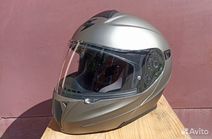 Мото шлем Scorpion exo 920