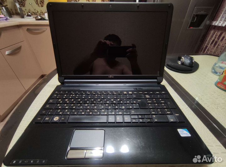 Fujitsu lifebook ah530