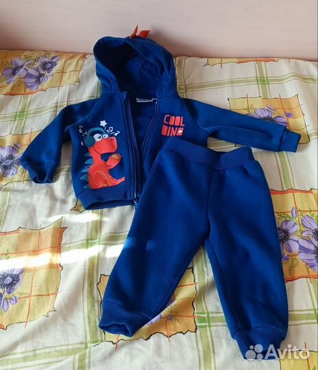 Костюм утеплëнный, размер 12-18 месяцев