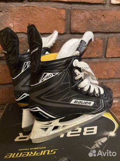 Хоккейные коньки bauer