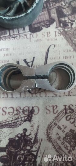 Зажим для трюкового самоката