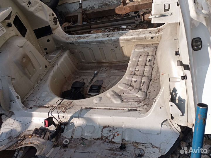 Пежо 3008 панель задняя