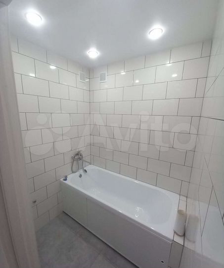 2-к. квартира, 54 м², 3/5 эт.