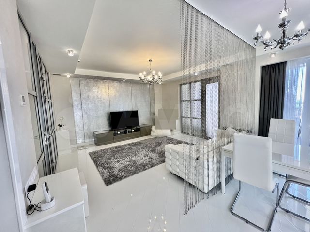 3-к. квартира, 100 м², 10/21 эт.