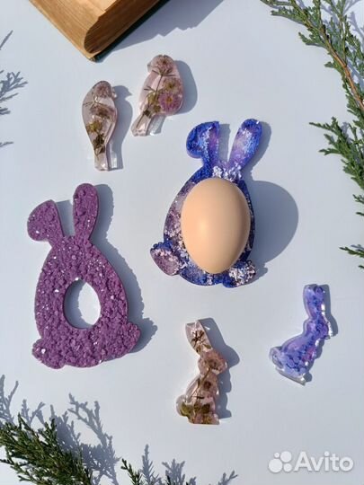 Пасхальная подставка Заяц из эпоксидной смолы