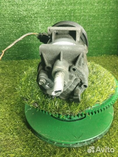 Компрессор кондиционера 8200050141 Nissan Almera N