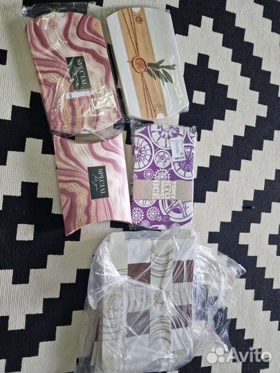 Подарочные коробки фигурные