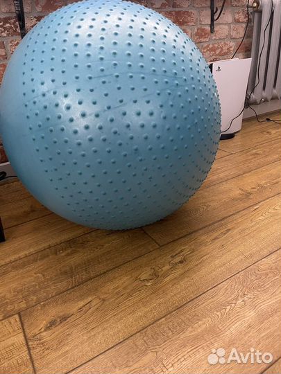 Мяч фитбол