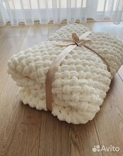 Плюшевый плед ручной работы