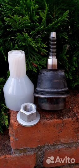 Шаровая опора Cadillac Escalade Chevrolet Tahoe