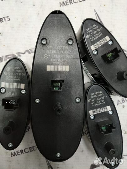 Пульты стеклоподъемников w211 Mercedes комплект