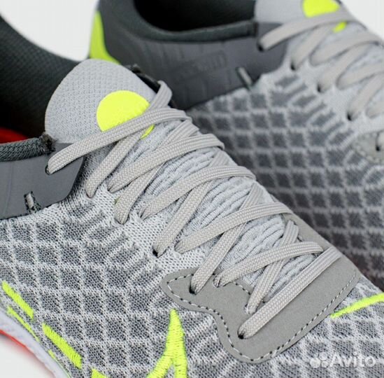 Футзалки Nike Reactgato IC Grey: Скорость на паркете