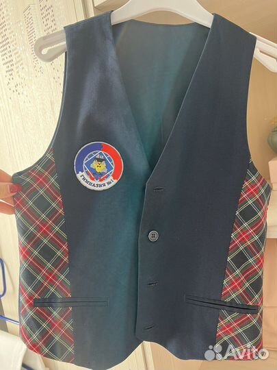 Школьный жилет для Гимназия