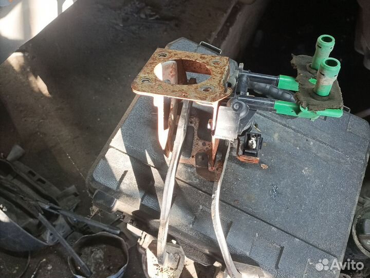 Главный цилиндр сцепления ford focus 1