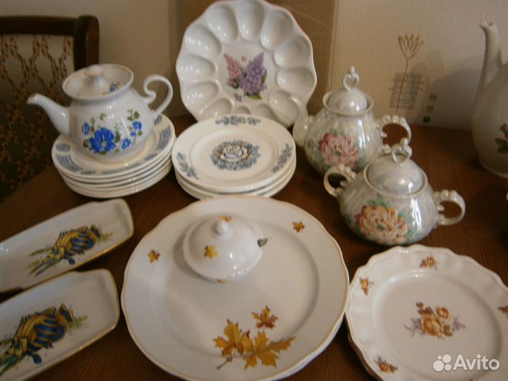 Сахарница заварники новые и тарелки разные